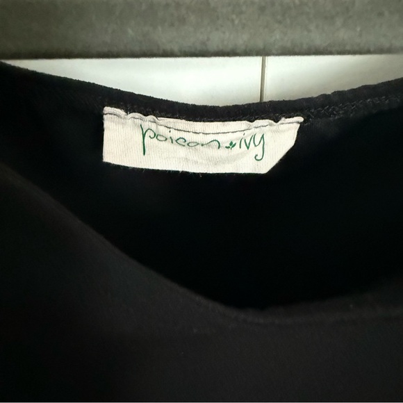 Black Bouffant Off-Shoulder Ruffle Top - Picture 4 of 4